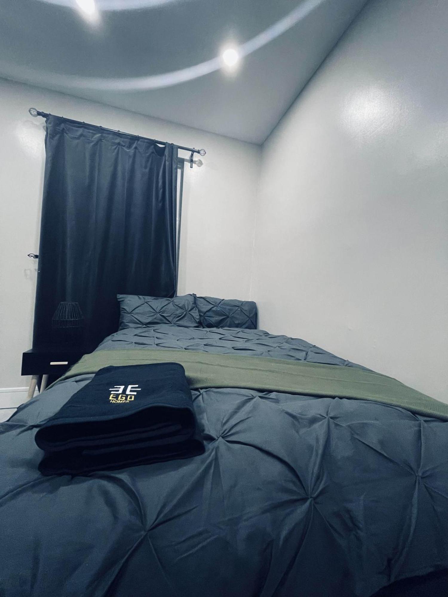 Immaculate Modern With Parking - Sleeps 8 - * Liverpool